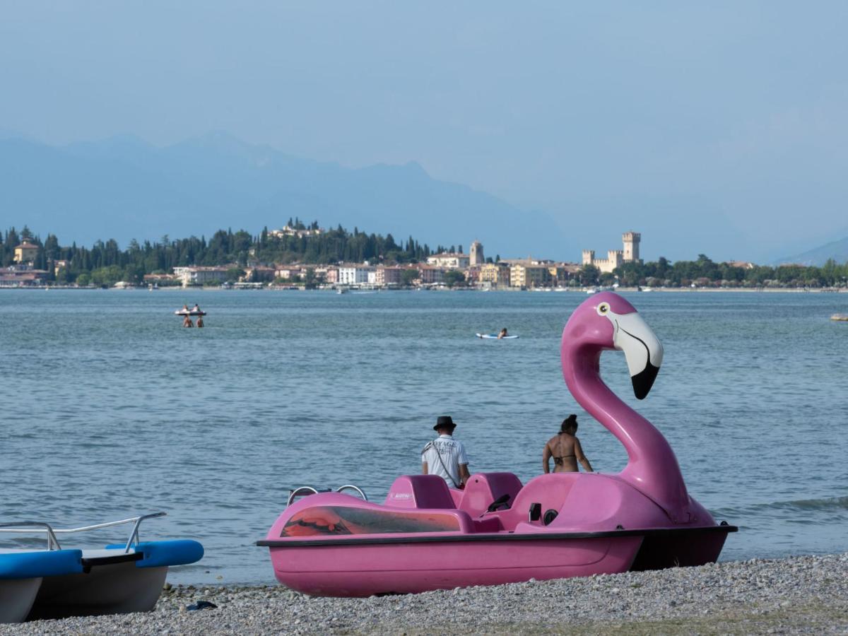 Holiday Home Garda Suite Trendy By Interhome Rivoltella del Garda Exterior foto